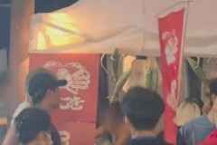 【画像】カニラーメン🦀、初日から食中毒になっていた
