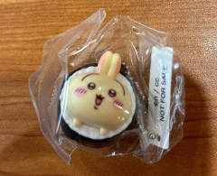 【炎上】1万円食べてもちいかわフィギュア出ないが、メルカリに5種セット大量出品。くら寿司の店員に抜き取り疑惑