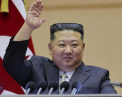 【画像】北朝鮮ロックバンドのビジュアルが凄いｗｗｗｗｗｗ