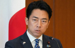 【人手不足】小泉防衛相「自衛隊への外国人登用は考えていない」