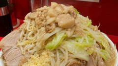 【悲報】ラーメン二郎・京都店、大盛りを食べた客が近所で嘔吐してトラブルに