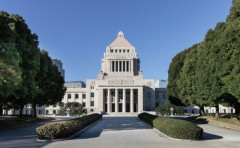 【悲報】なんで愛国的なリベラル政党ってないのん？
