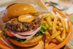 【警告】「父親がどれほどジャンクフードを食べているか」が胎児の発育に影響を与えている可能性