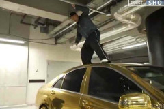 【悲報】木梨が車の上に乗る映像、ラッパーが誘導してる所を切った悪質な切り抜き映像だった