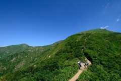 【遭難】登山開始15分でリタイア…1人で下山した24歳男性が行方不明に