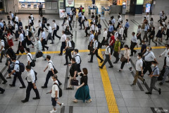岸田首相「賃上げ！」石破首相「賃上げ！」高市「・・・」