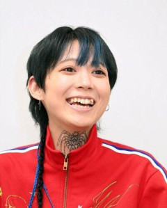【衝撃】元NMB48木下百花さん、右胸に“6文字タトゥー”を入れてしまうｗｗｗｗｗｗｗｗｗｗ