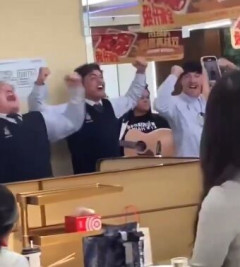【衝撃】中国🇨🇳の火鍋屋、なぜかダンスのサービスがあるｗｗｗ
