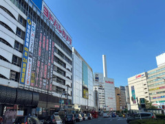 ヨドバシカメラ「トイレ利用のためだけに入店されるの癪だから高層階だけに設置したろ!」→結果