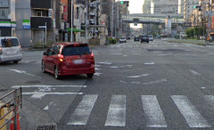 【大阪】「なぜついてくるのか」と尋ねると催涙スプレーを吹き付けてきて…外国籍の男性2人を男3人が追いかけて暴行 金を要求  強盗未遂事件として捜査　大阪・西成区