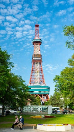 北海道、ホテル価格が高騰しすぎて「テントで野営」が観光客に大流行
