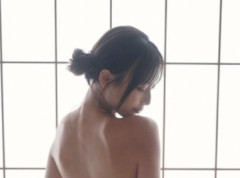 【衝撃】元NMB48の梅山恋和、2nd写真集で下半身を丸出しwww