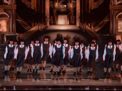 外国人「誰が誰だか分からなくなる」日本の高校生ダンスが海外の番組で全員同時に動いてる