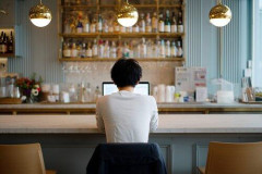 【朗報】最近の20代男子さん「筋トレ、食事制限、美容液、読書、散歩、カフェ巡り」←こいつらｗｗｗｗｗｗｗｗｗｗ