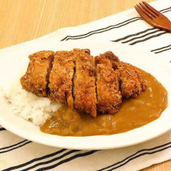 【悲報】晩飯：カレーライス←これに一品足すなら