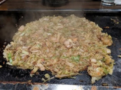 中国人「もんじゃは、下水道から掬い上げたものみたい」