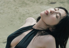 【朗報】雛形あきこさん(48)「今回の写真集は攻めてます」→