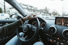 車の免許ないやつの言い訳