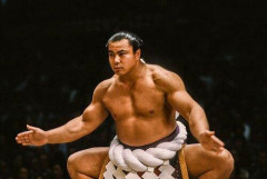 【悲報】中学生の娘さん、学校で「千代の富士」と呼ばれているらしいｗｗｗｗｗｗｗｗｗｗ