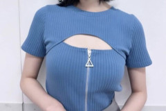 【画像】松本若菜(42)ぴったりニットでお乳を強調させた結果wwwww