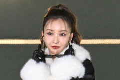 【悲報】板野友美さんの弁護士、無能すぎて炎上し逃亡かｗｗｗｗｗｗｗｗｗｗ