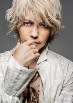 【驚愕】いつになったら老けんねんって有名人「hydeさん」「田中れいなさん」ｗｗｗｗｗｗｗｗｗｗ
