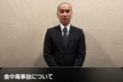 【悲報】こめおさん、カニラーメン食中毒で丸刈り謝罪「余った700食」に言及・・・・・・・・・