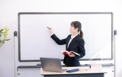 【超愕】大学生のお姉さんによる中学生向けの『性授業♡』がガチｗｗｗｗｗｗｗｗｗｗｗ(画像ｱﾘ)