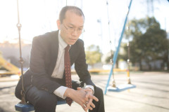 【朗報】頭皮が見えるくらいハゲてたのにある事をやめたらフサフサになった⇒ｗｗｗｗｗｗｗｗｗｗ