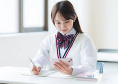 【スマホ】急増する「自分の頭で考えない子」。すぐ検索が当たり前に 「タイパ」至上主義