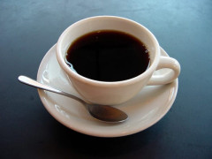 【悲報】ブラックコーヒー飲んでる人の9割、やせ我慢していた