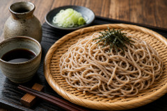 【悲報】蕎麦は2000円でも許されるのにラーメンだと高いと文句を言われる