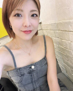 【速報】元モーニング娘。の小川麻琴さん、結婚・10歳子供・離婚