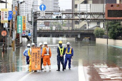 【悲報】いわき市で車水没、女性が意識不明