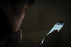 【闇】電話会社「0800に出ない日本人が増えてる。いったいなぜ？」→