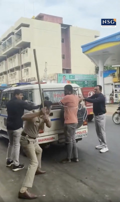 【動画】インド警察の悪い子へのお仕置きヤバすぎる・・・