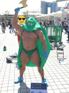 【画像あり】コミケで豊満な肉体を武器にしたコスプレイヤーが登場ｗｗｗｗｗｗｗｗ