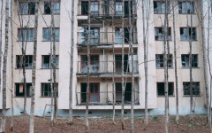 【画像あり】住人全てが死んでいる闇深いマンション、見つかる････！！