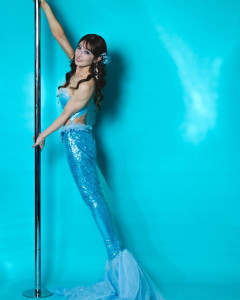 【衝撃】熊田曜子　美しすぎるマーメイドに！　圧巻ボディをネット絶賛「腕の筋肉が半端ない」