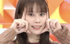 【画像】フジ鈴木唯アナ、えっちすぎるナマ腋wwwwwww