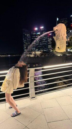 【画像】橋本環奈、旅先で大胆過ぎる「がに股のけぞりショット」を披露