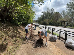 米海兵隊第7情報大隊の隊員が、金武町の特別養護老人ホームで美化作業を実施！