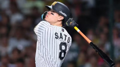 三冠王へひた走る阪神・佐藤輝明、ミスターを超えることで引き寄せる「長嶋茂雄賞」