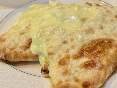 チーズナンとかいう日本生まれの謎料理