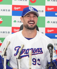 月間MVP中日マラー「攻撃でもたくさん点を取ってもらってた。自分が月間MVPをもらいましたが、チームとしての受賞だと思っています」