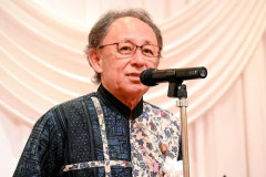 沖縄タイムズ「玉城デニー、嘘ついてます」