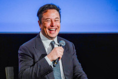 【悲報】イーロンマスク氏、日本のTwitterの「素晴らしいコンテンツ」にドン引きwwwww