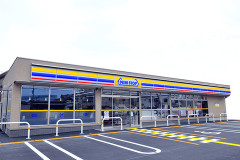 【悲報】ミニストップ「閉店ラッシュ😨なんでおまえらミニストップ来てくれないの🥺」
