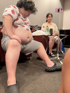 【画像】坂口杏里の足、壊死しそうｗｗｗｗｗｗｗｗｗｗｗｗｗ