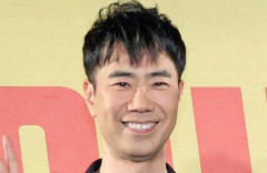 【画像】過去ハゲ隠しの粉を落として謝罪した藤井隆さん（54）、変わり果てた姿で見つかる…　「二度見した」「髪型これ…」